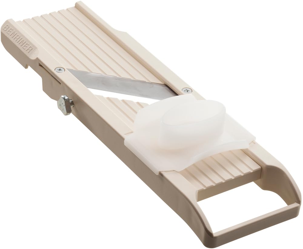 Benriner Mandoline Slicer No.64 (6.4cm), Beige