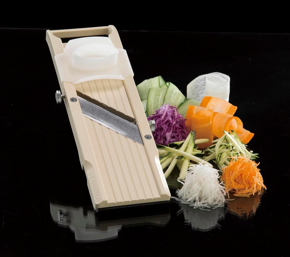 Benriner Mandoline Slicer No.64 (6.4cm), Beige